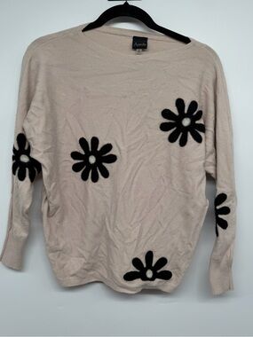 Aaeda Beige Black Daisy Floral Lightweight Sweater Size Small